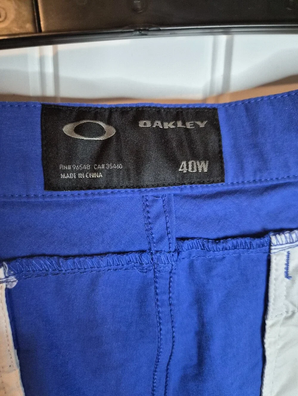 40W Oakley Hybrid Bermuda Shorts Mens Blue Stretchy Performance Golf Casual Beac
